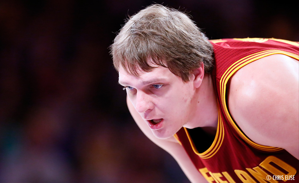Timofey Mozgov rejoint les Los Angeles Lakers