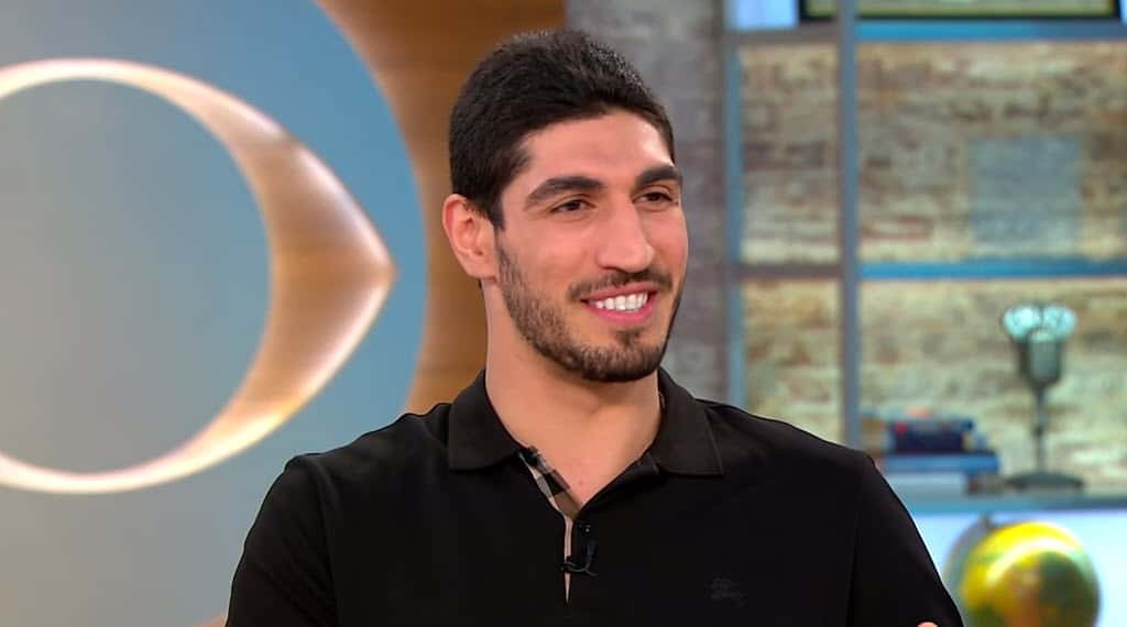 Enes Kanter harcelé à la sortie d’une mosquée