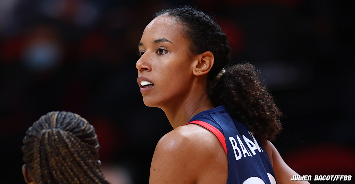 Marieme Badiane et les Bleues qualifiées en demi-finale de l’Euro !