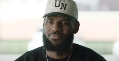 Tony Parker encense LeBron James et sa longévité