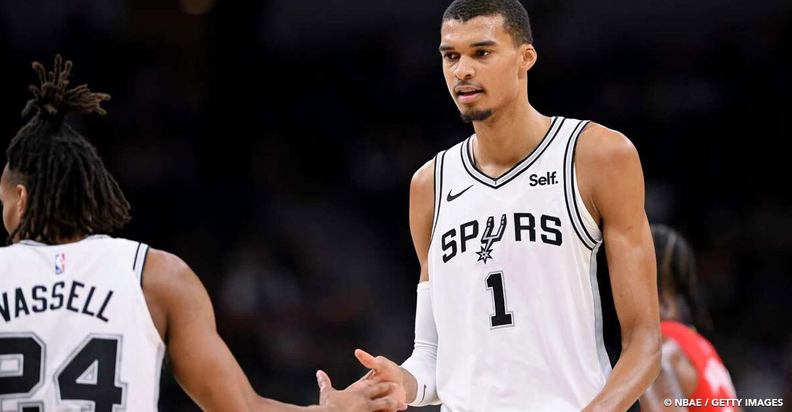La défaite persiste pour les Spurs, malgré un changement de cinq majeur